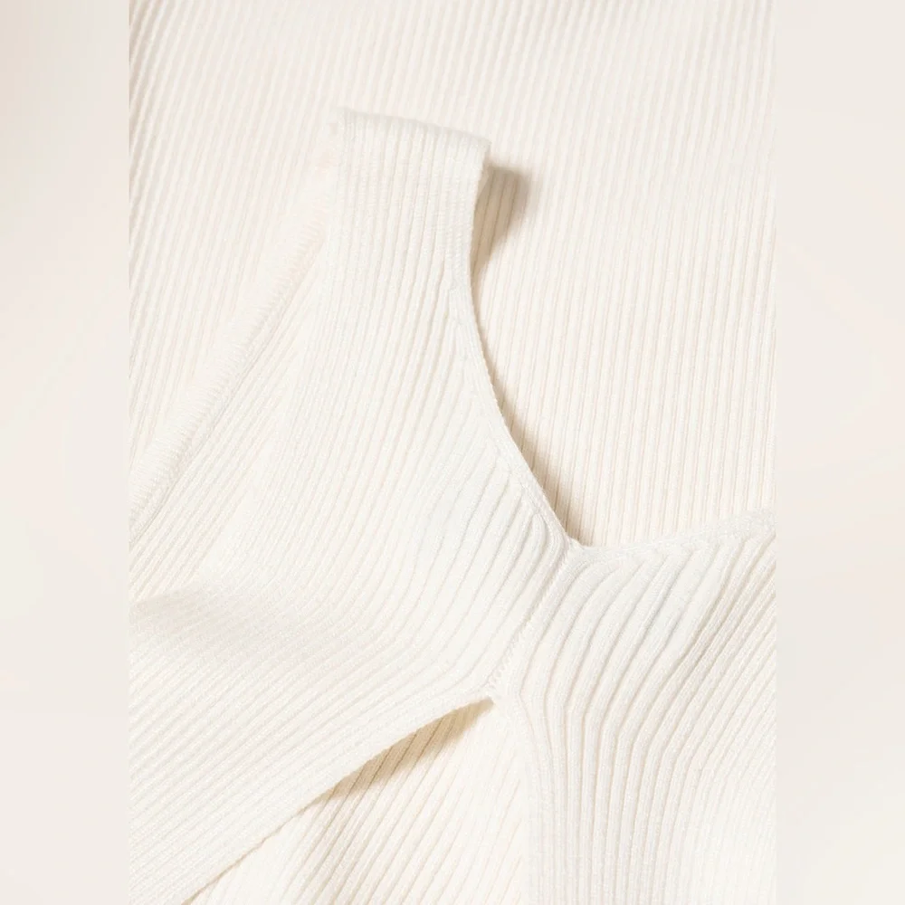 Mango Cream Knitted Dress with open back NWT - Picture 6 of 6